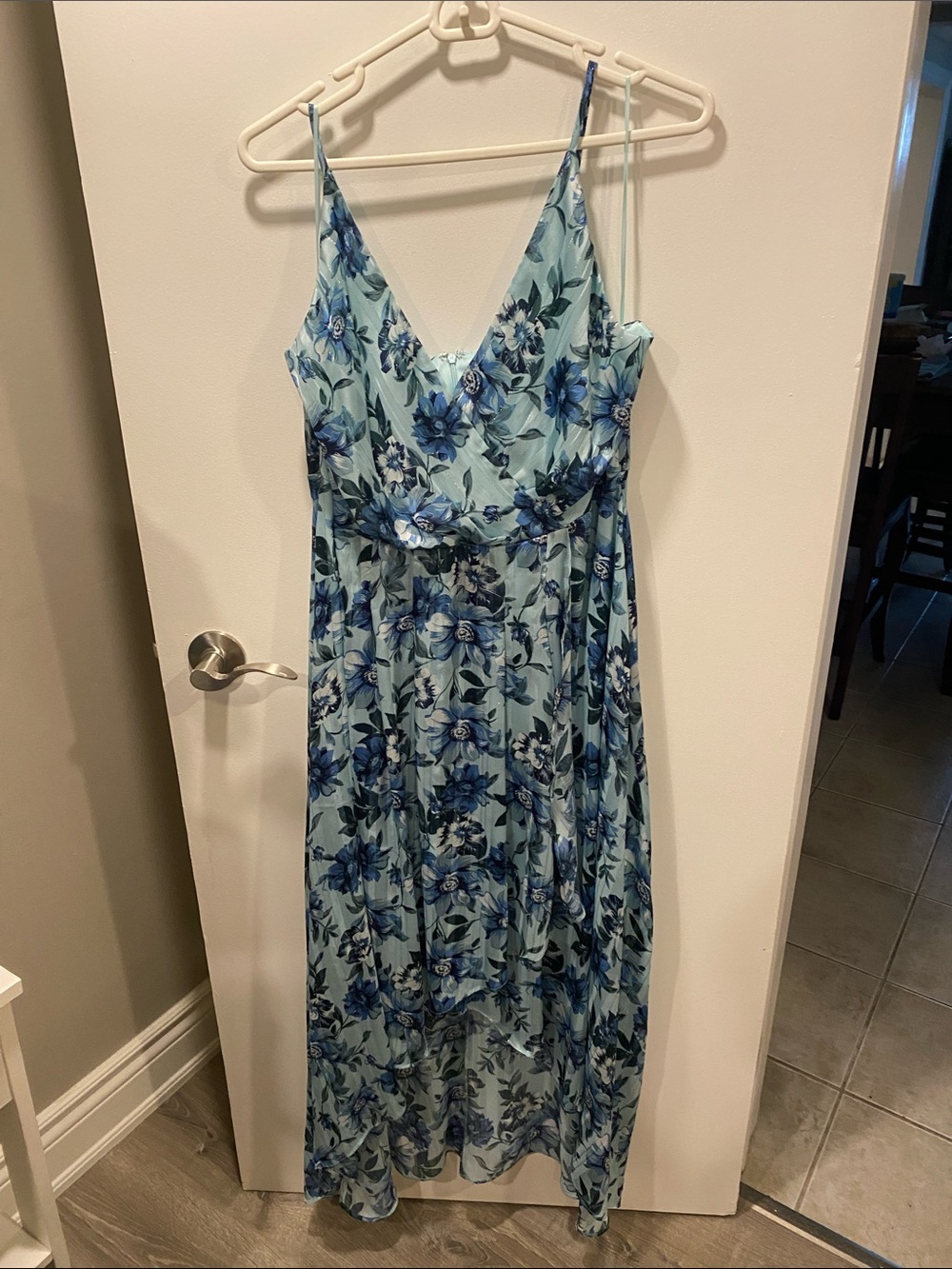 NWT Suzy Shier Floral V-Neck Blue Maxi Dress Size large